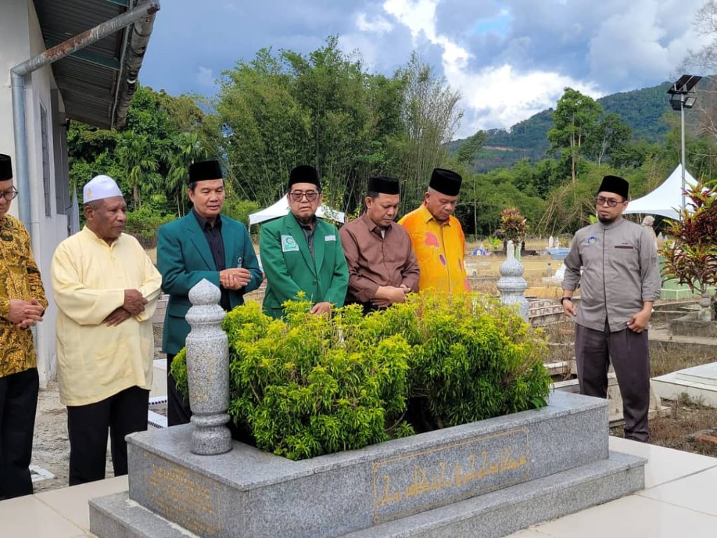 Sebelum Bertolak ke Jakarta, Ketua Umum Ziarah ke Makam Muballigh Al Washliyah di Sabah Malaysia 1 IMG 20250820 WA0084